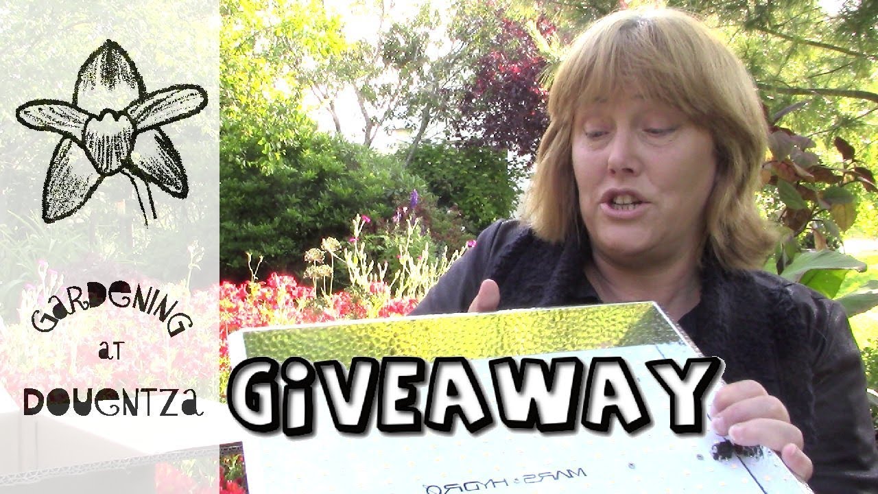 International Growlight Giveaway - win a Mars Hydro TS1000