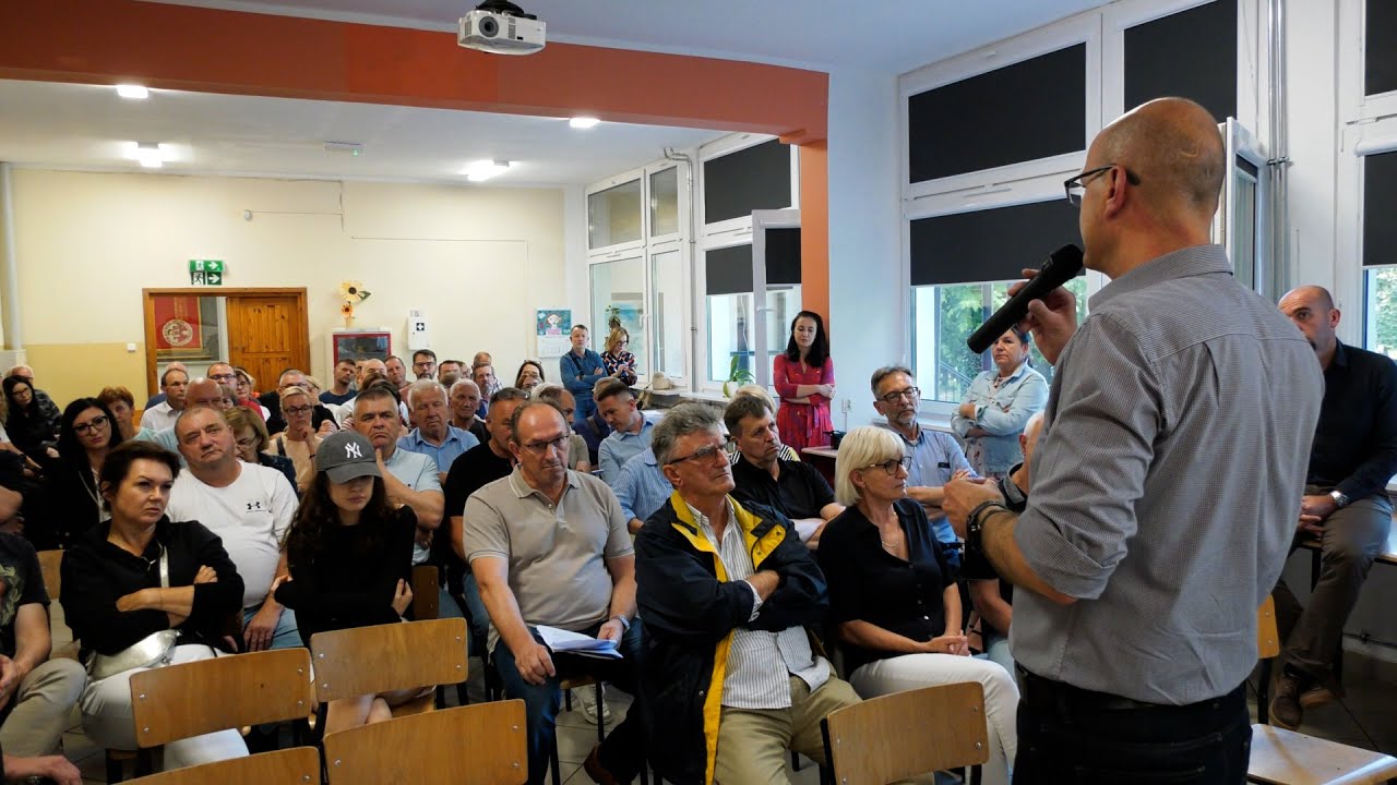 Maszt niemile widziany. Sandomierzanie protestują