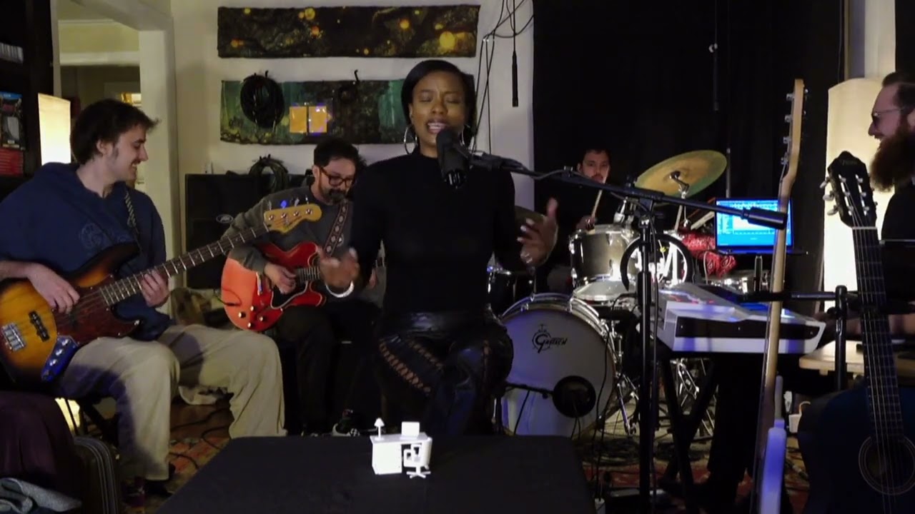Avian Alia - 4U - NPR Tiny Desk Submission 2026