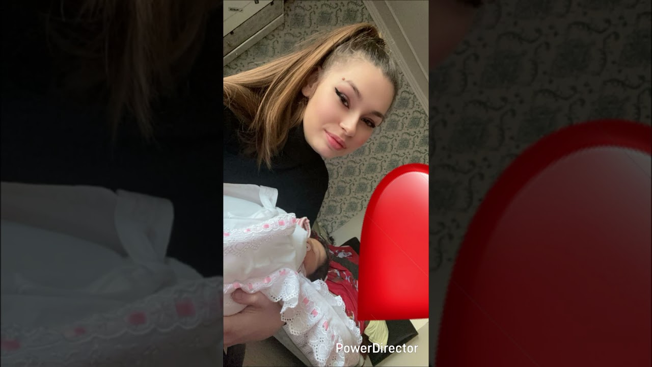 Liza küldi kis hugának  Szofiának. Aranyszemek Zoli 