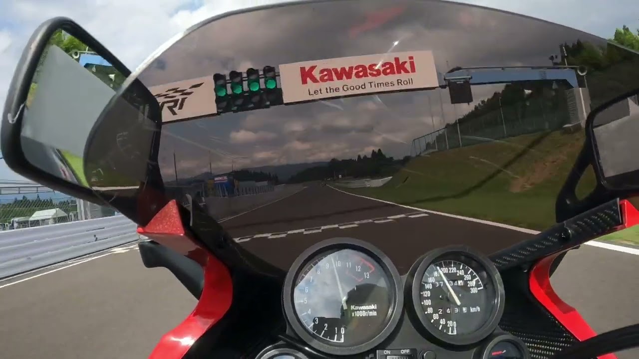 2024/9/29 スパ直入 カワサキプラザ走行会A2本目　GPZ900R