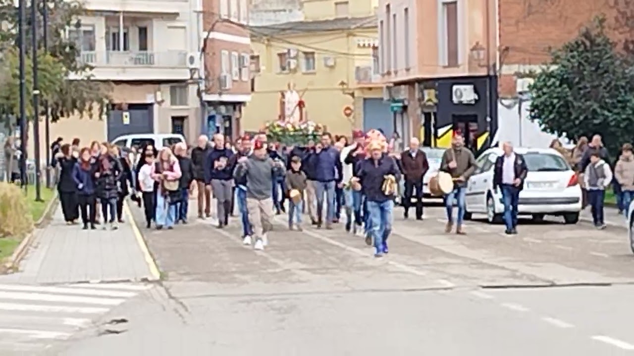 Montehermoso. Subida de San Blas a su ermita.