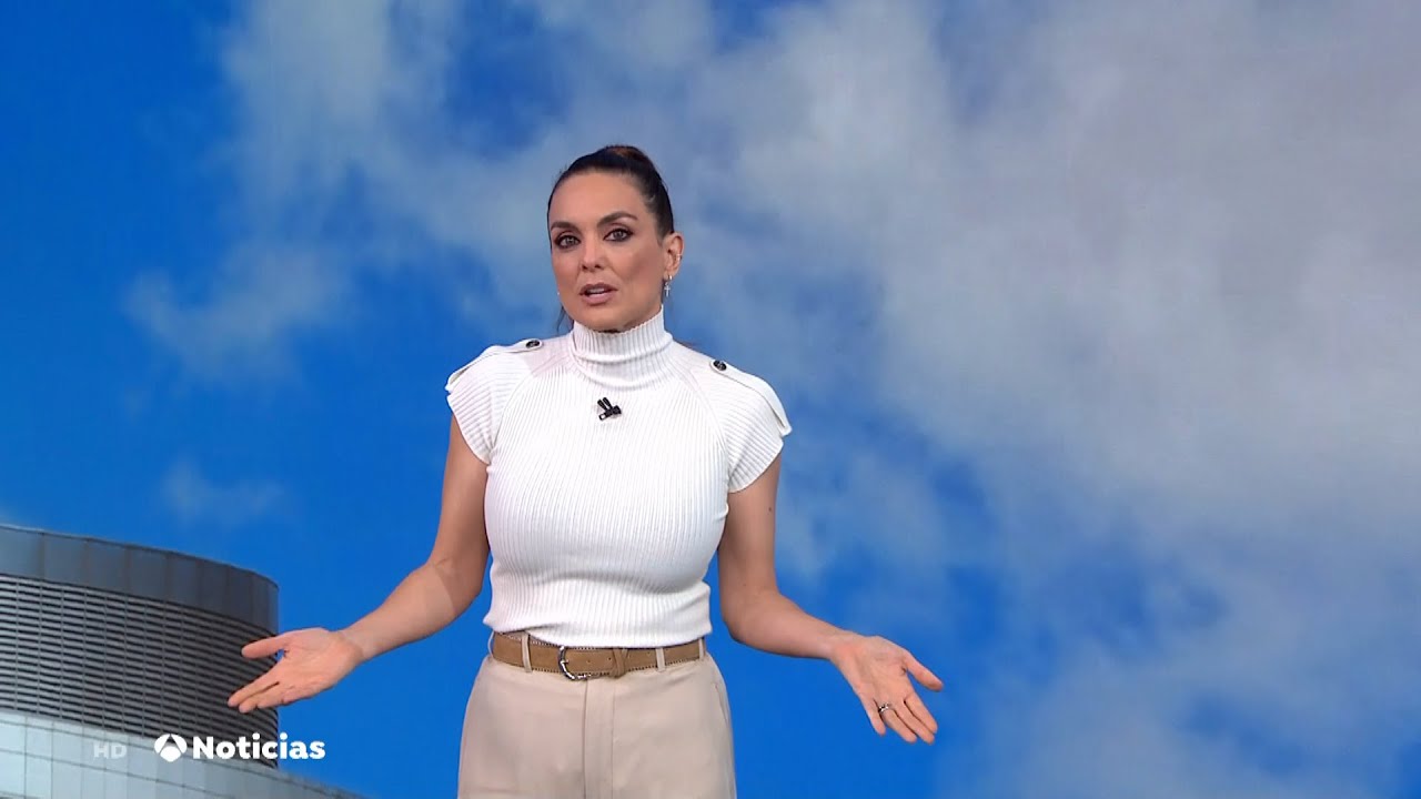 MONICA CARRILLO, 04 12 22