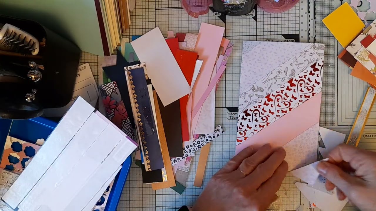 #scrappyscrapsandstrips, организованное Линн из Contenta Crafts. Давайте используем наши полоски ...
