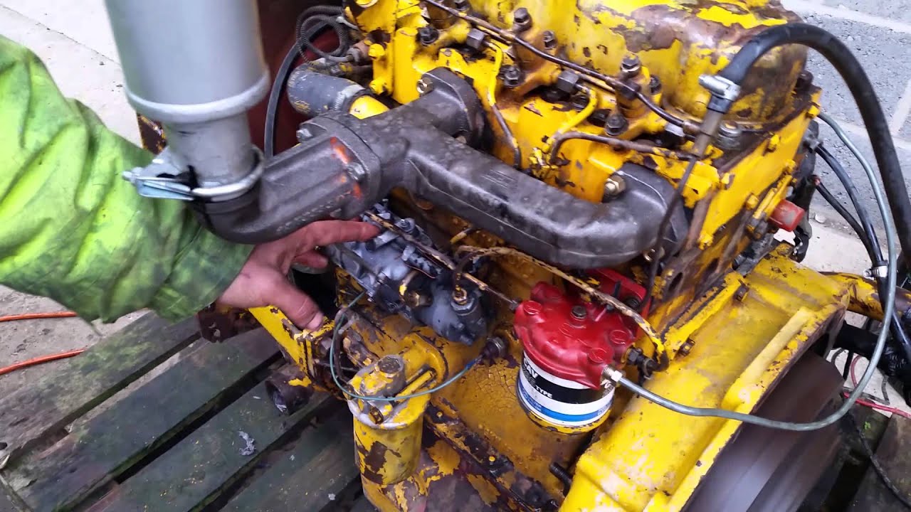AD3.152 PERKINS MASSEY FERGUSON 135 ENGINE TEST