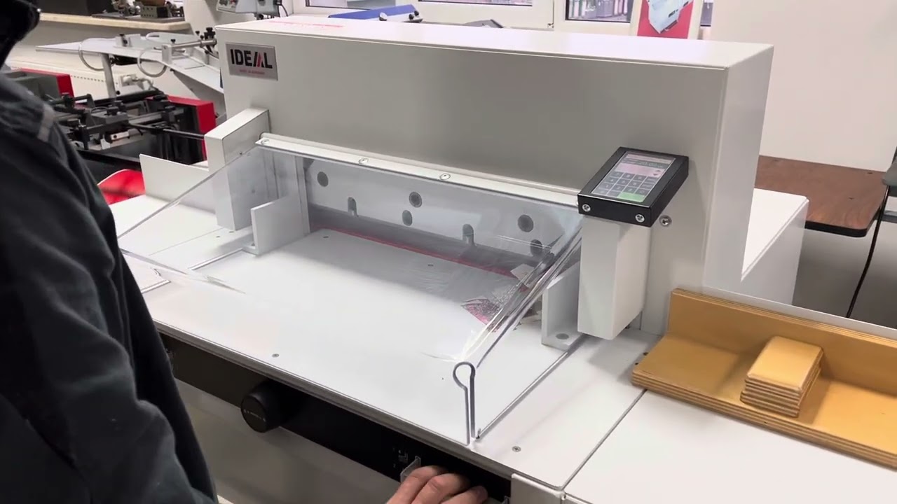 Ideal 5255 paper cutting guillotine
