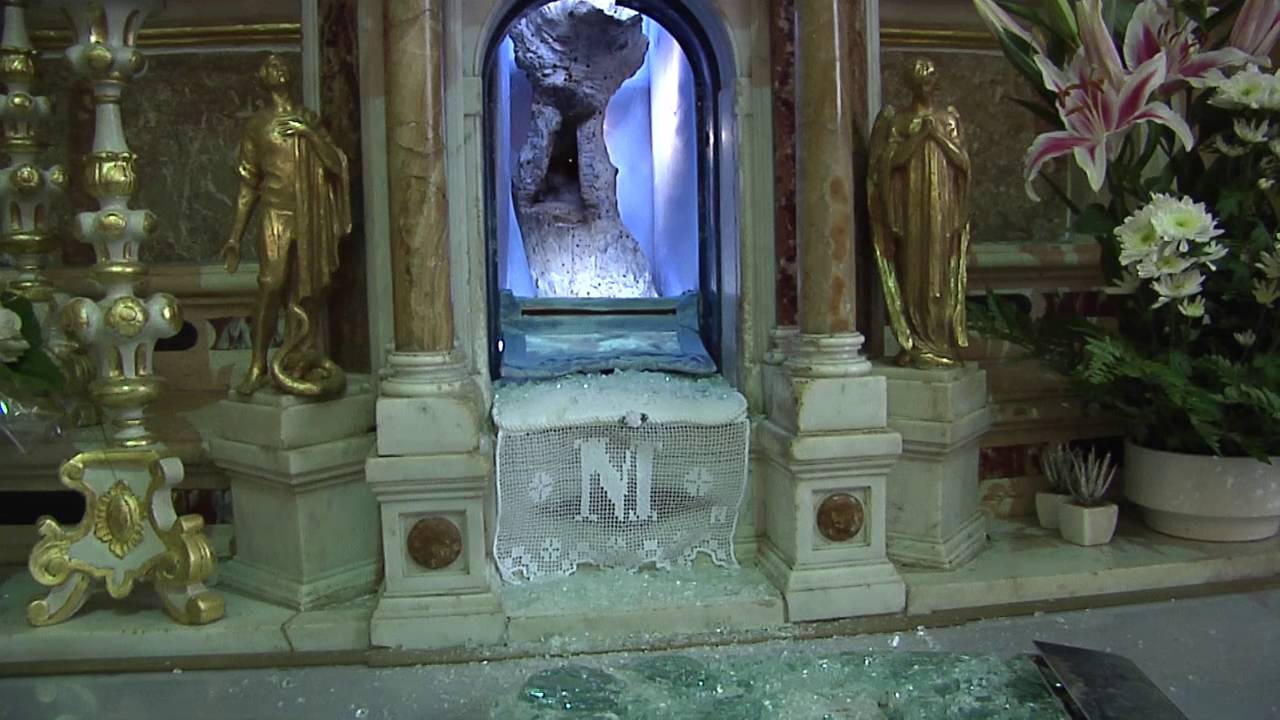Furto al Santuario del Frassino