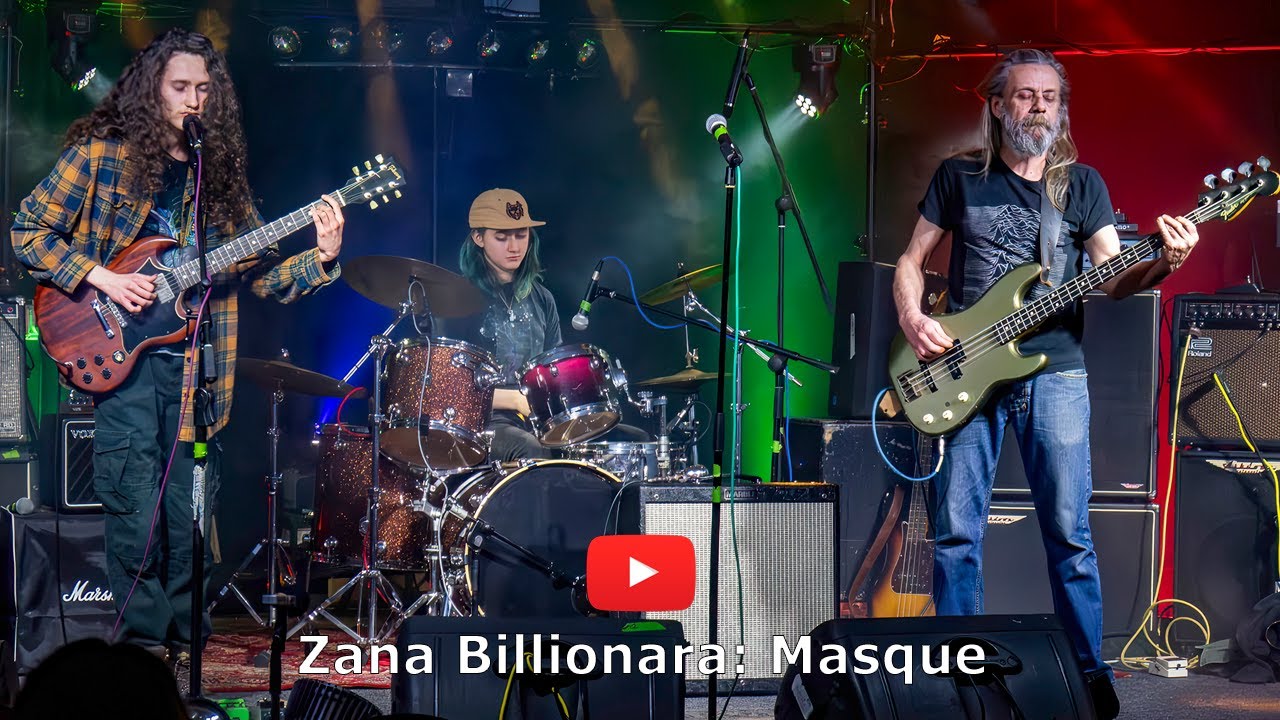 Zana Billionara: Masque