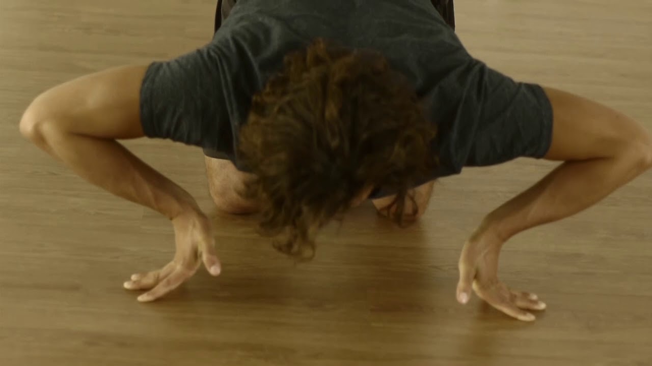 Wrist Prep For Handstands - Strength & Flexibility - Bruno Giustozzi