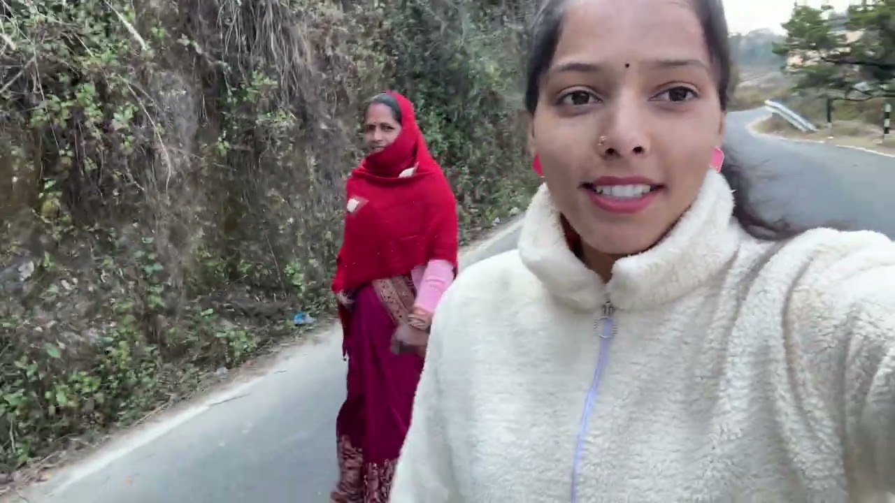 आज  थी में घर पे अकेली ,और आज ही हमारी भैस का हुआ छोटा सा कटरा  🤗 और काम से हुई मेरी हालत ख़राब 🥹।।
