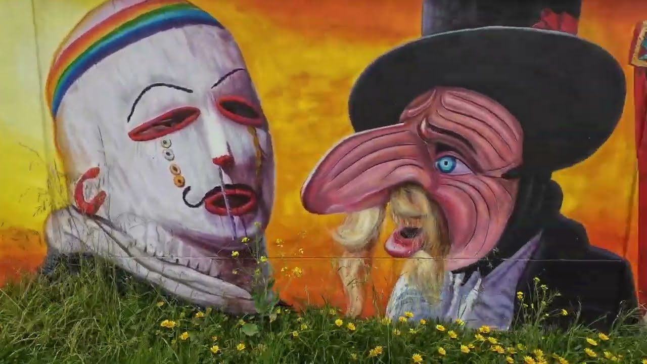 ON A MARCHE SUR CUSCO - HAPPIEWAY