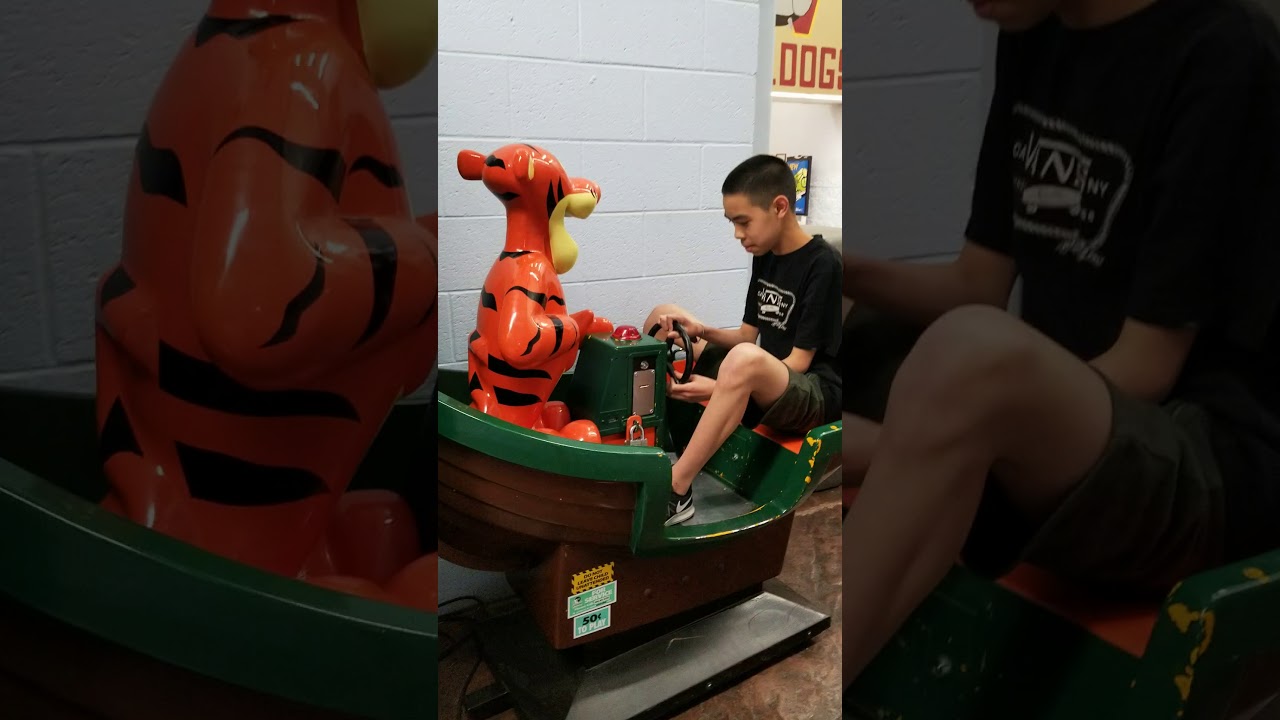 1990s Boat kiddie ride 