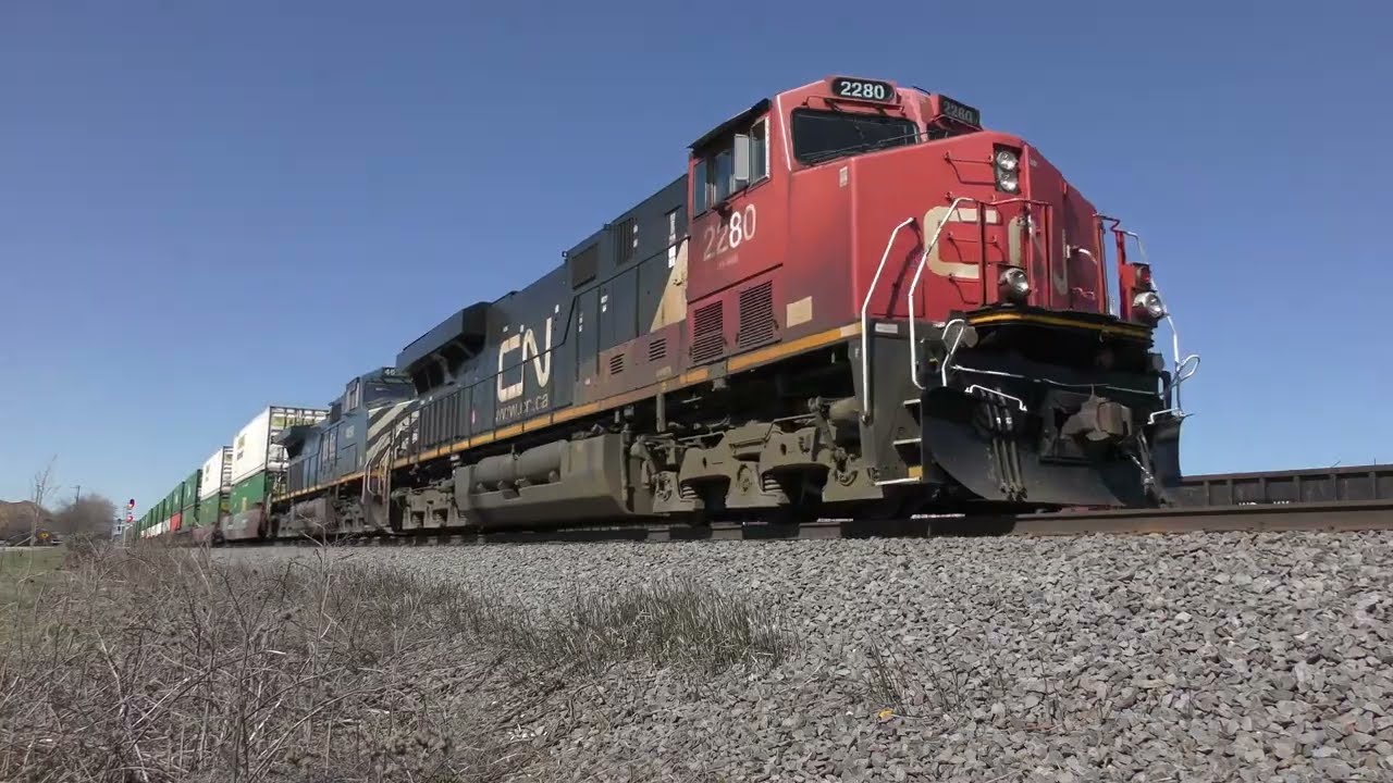 4 8 2024 Duplainville CN 2280 BCOL 4650 SB Stacks and Racks