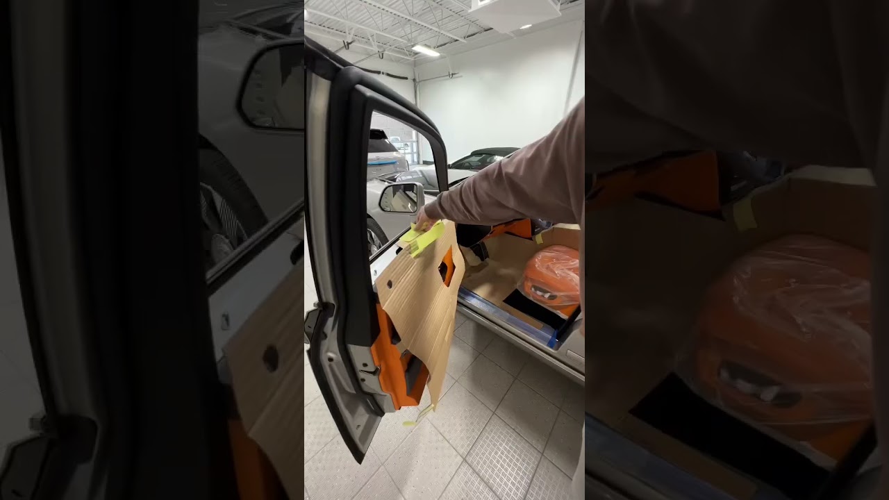 Unwrapping the $700,000 2023 #RollsRoyce Phantom ✨ #ASMR #unboxing #unwrapping #shorts