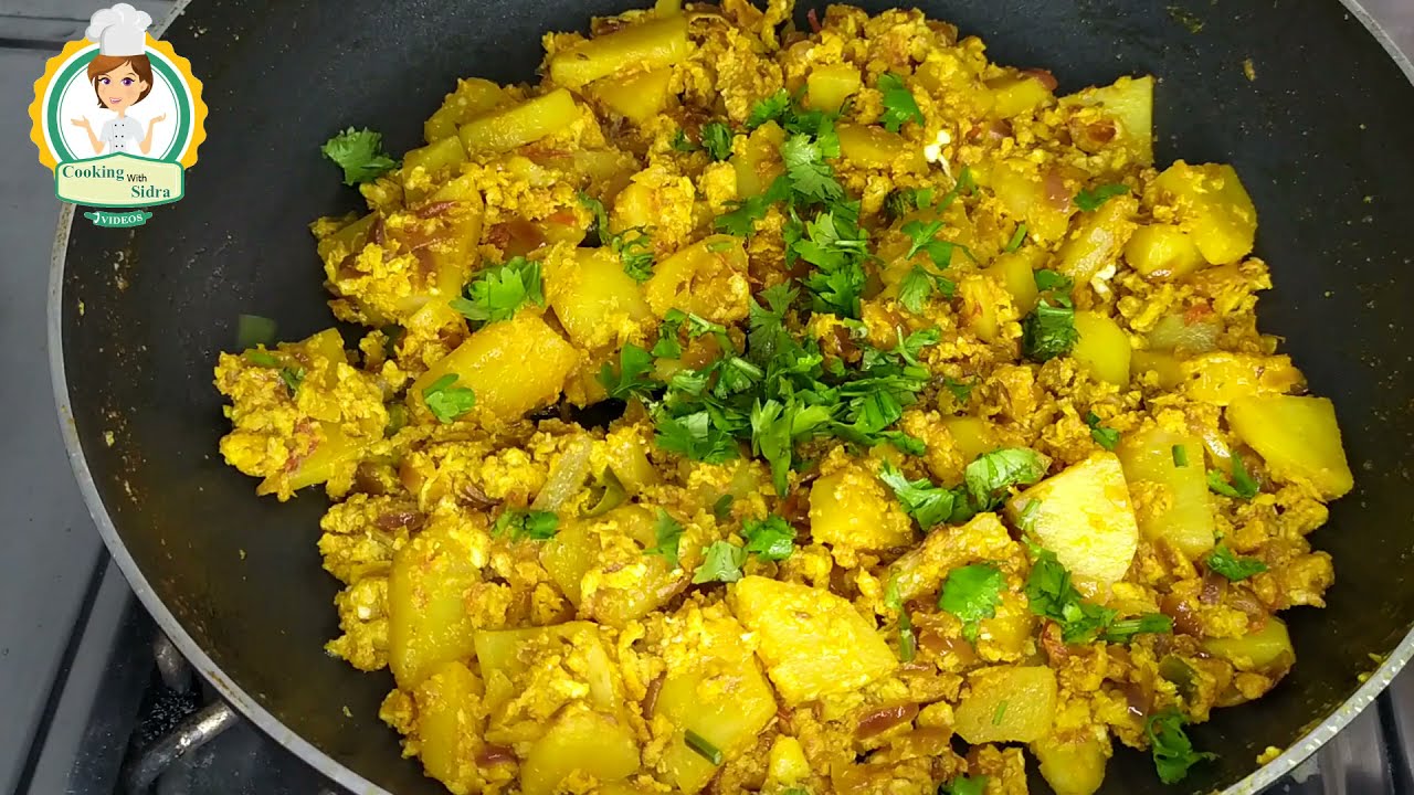 How to Make Aloo Anday Recipe || Anday Aloo ka Salan in Urdu || Potato Egg Curry