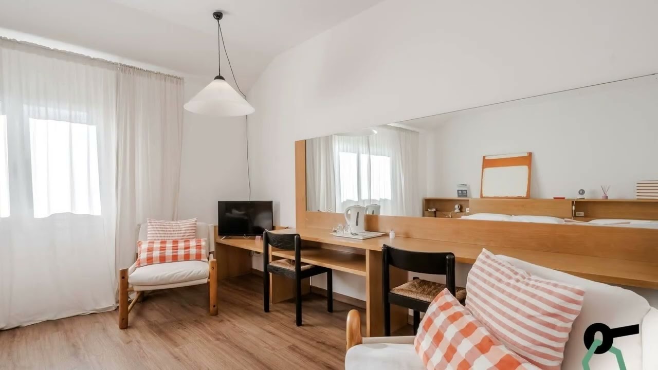 Hotiday Room Collection - Sarzana, Ameglia, Italy | Travel With Divya