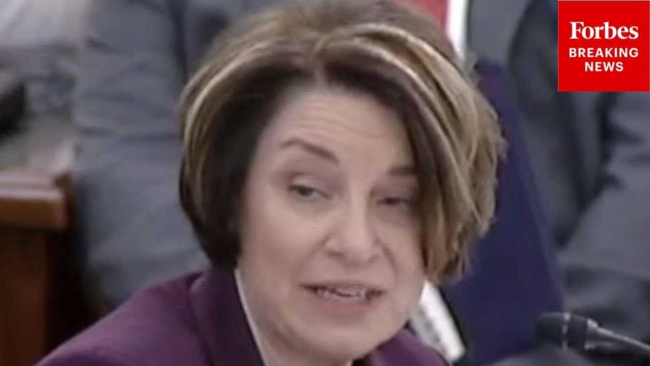 'Several Key Issues That Must Be Addressed': Klobuchar Calls For Ethics Provisions In Crypto Bill