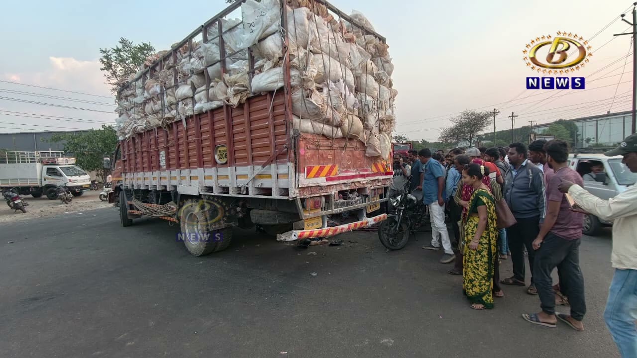 अपघातात गडहिंग्लज तालुक्यातील बेळगुंदी इथल्या ११ वर्षाच्या अथर्व प्रकाश कानडेचा मृत्यू