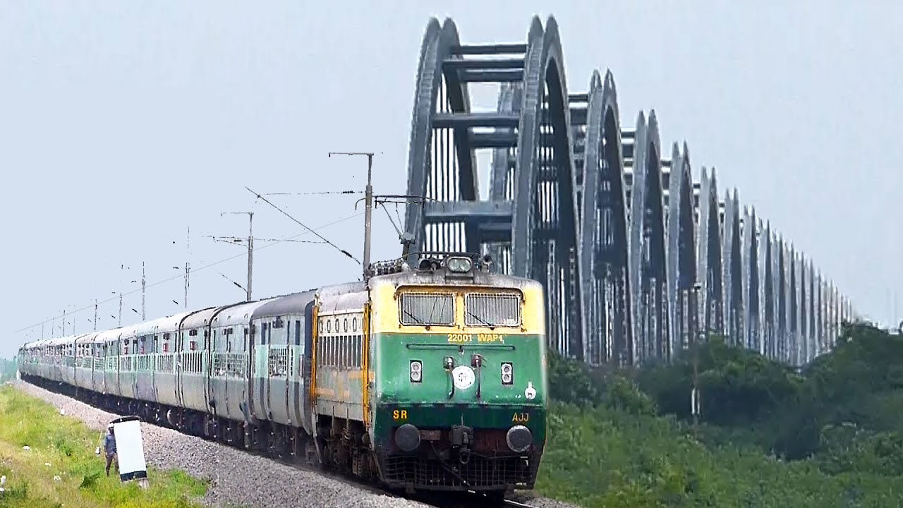 EAST COAST TRAINS : Indian Railways ELECTRIFIED !