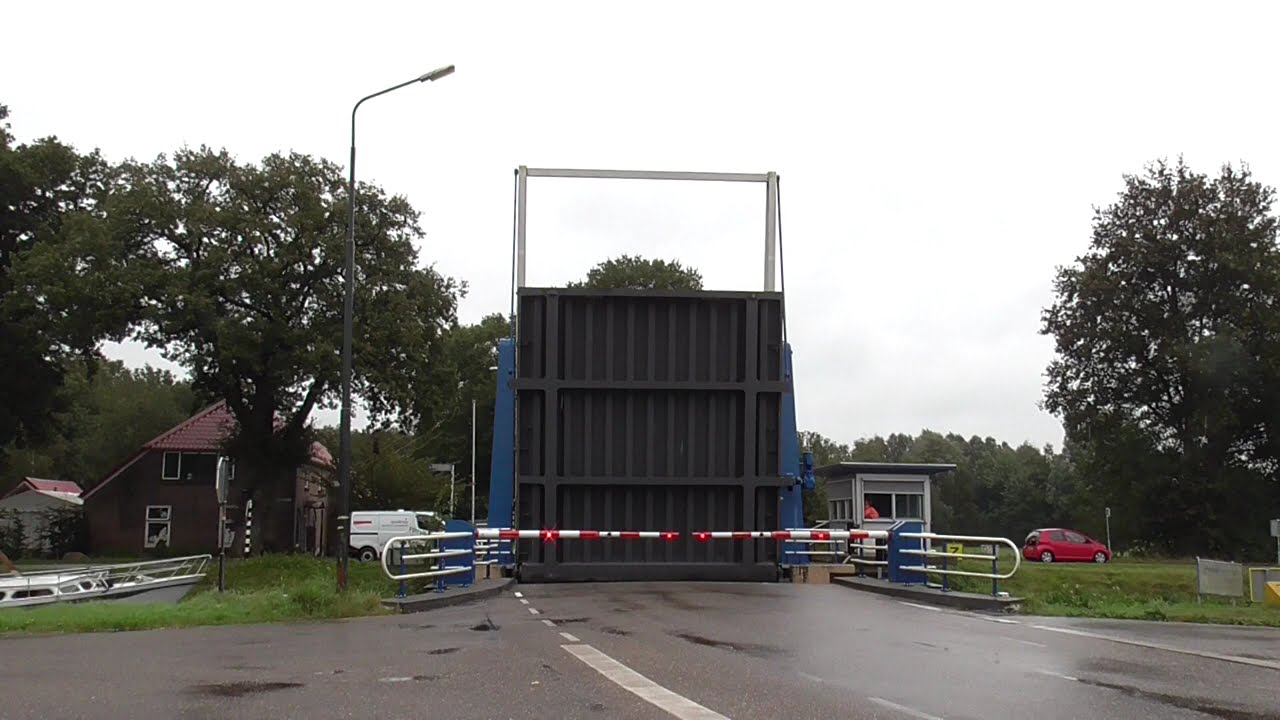 Brugopening Holslootbrug Holsoot Ophaalbrug Drawbridge/ Pont Levis/ Klappbrücke