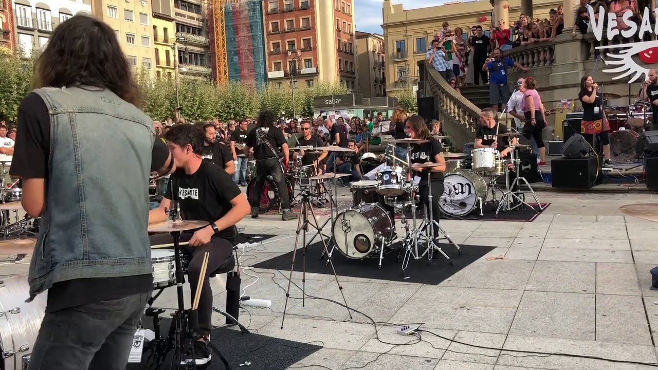 Barricada - Blanco y negro (drum cover)