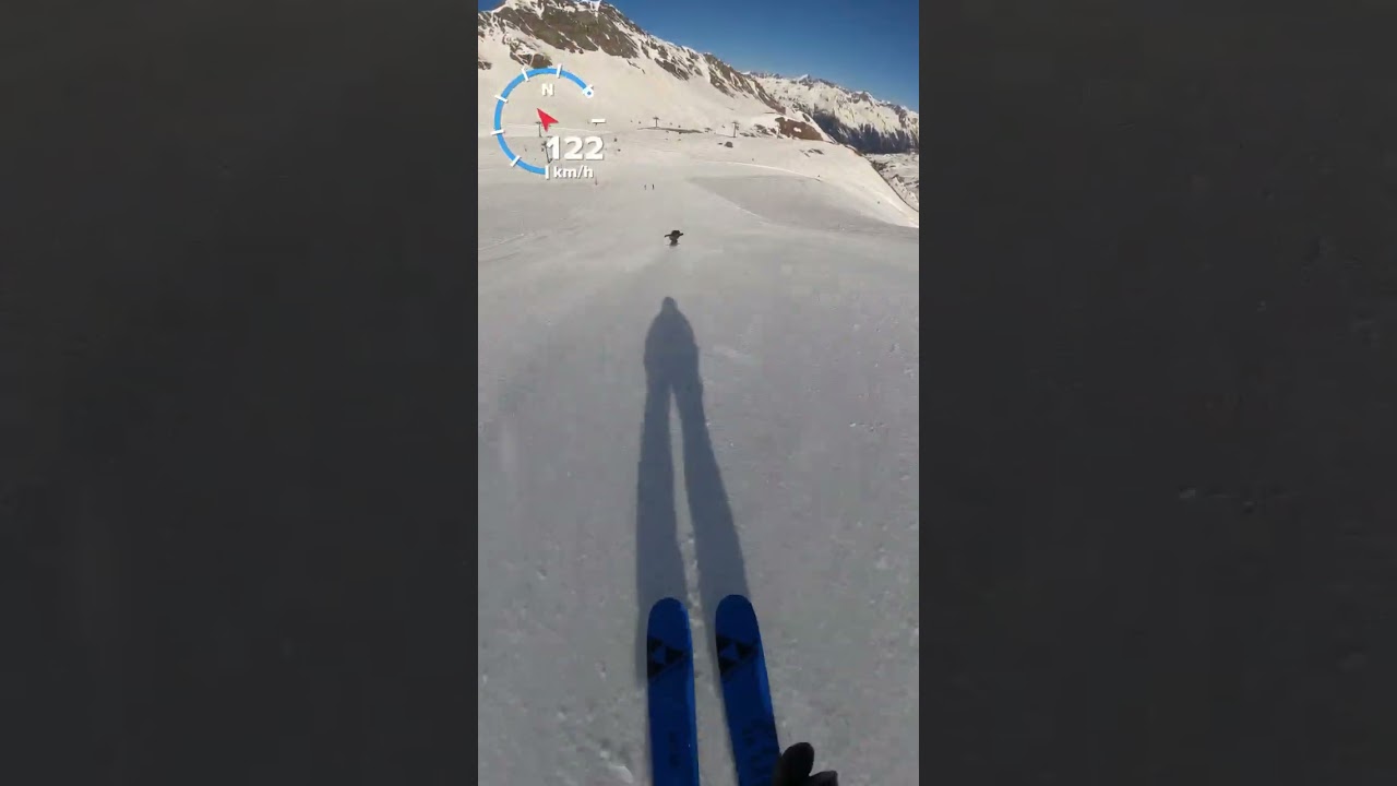 125KM/H ON A SNOWBOARD!           #shorts #shortvideo #snowboarding #highspeed #youtube #skiing