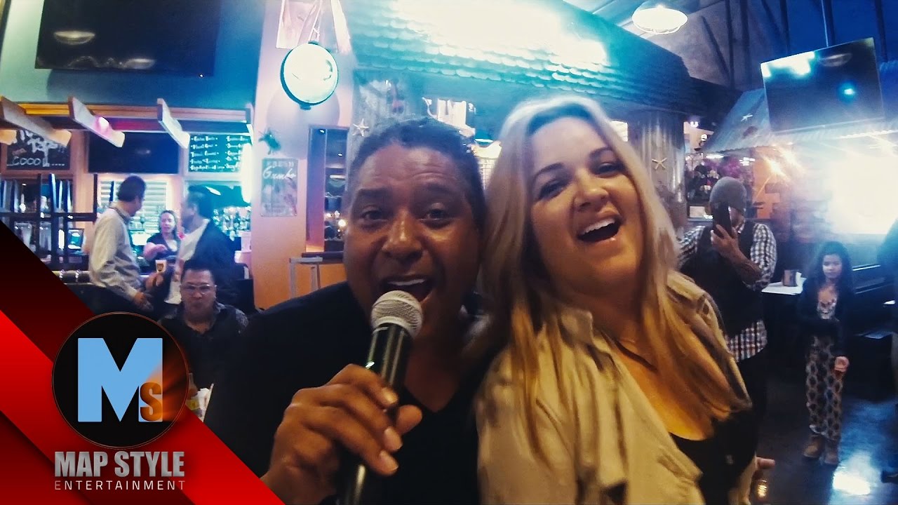 Stevie B - I Wanna Be The One - Having Fun at Cajun Seafood House in Louisiana, California