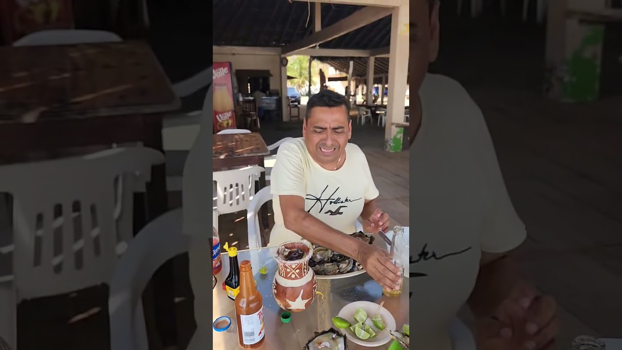 Disfruta que vida solo hay una, Es Playa Ventura Restaurante Las Palmeras · Tico Mendoza