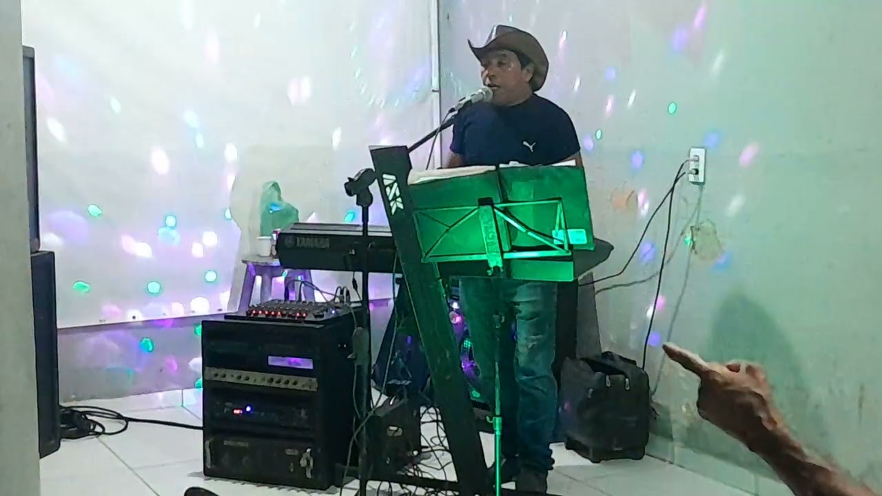 Tony Rick ..bar do derly ao vivo 