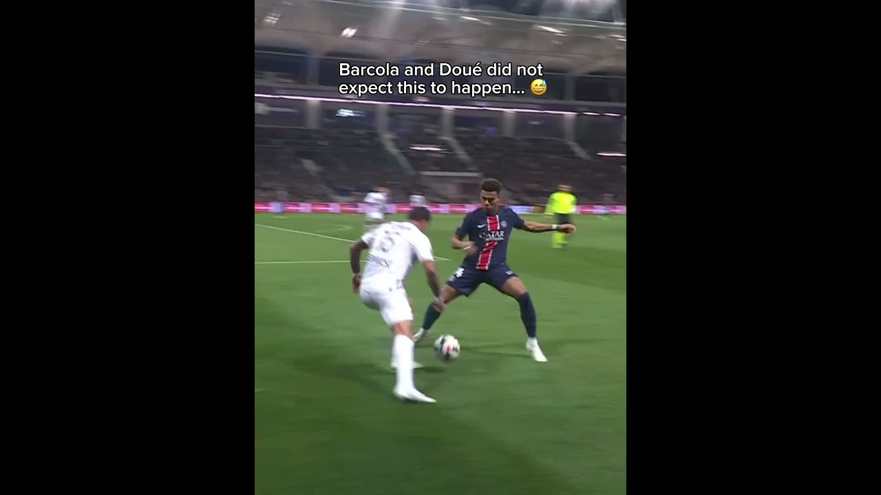Mara-D&oslash;nnum 🇳🇴 #Ligue1 #nutmeg #skills #Toulouse #PSG