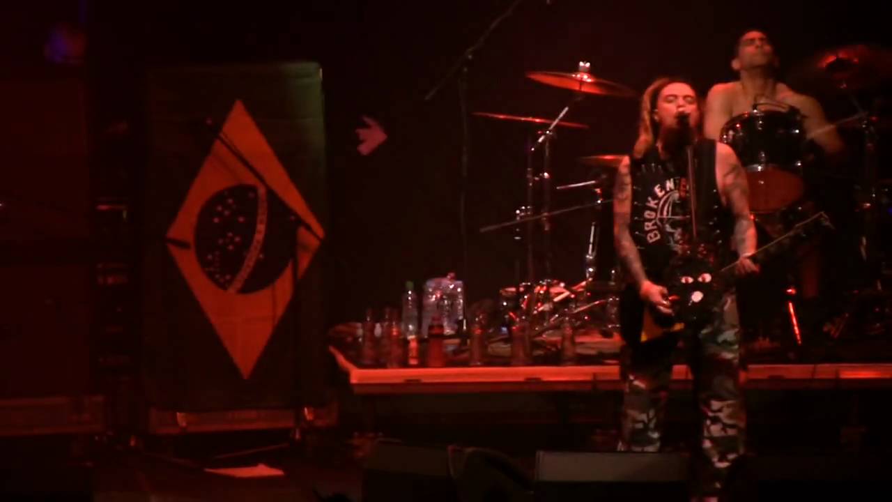 Soulfly - 07 - Enemy Ghost - Live at Metalmania 2009-03-06 HD