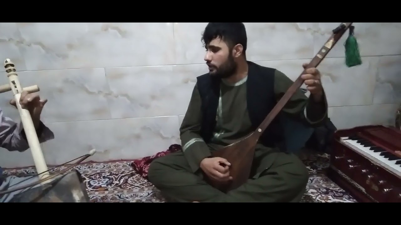 استار گل ممد دمبوره