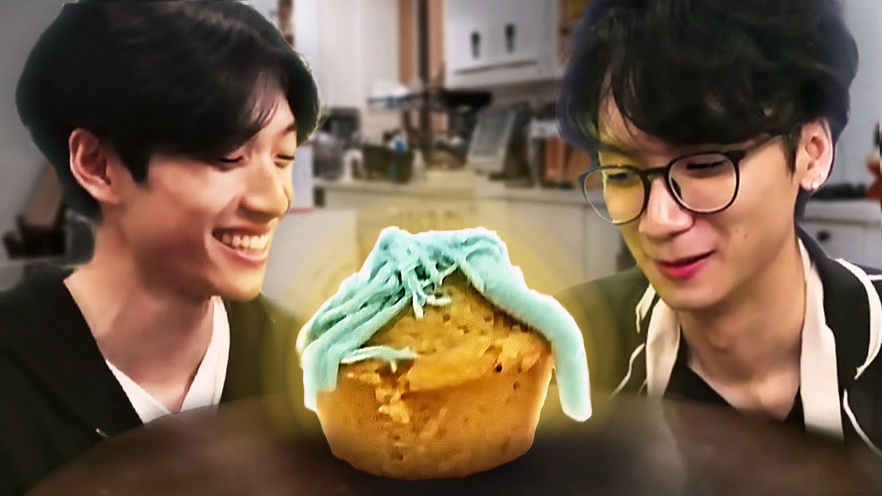 Baking a Cupcake, But We Don't Know How (Baking with Jake)