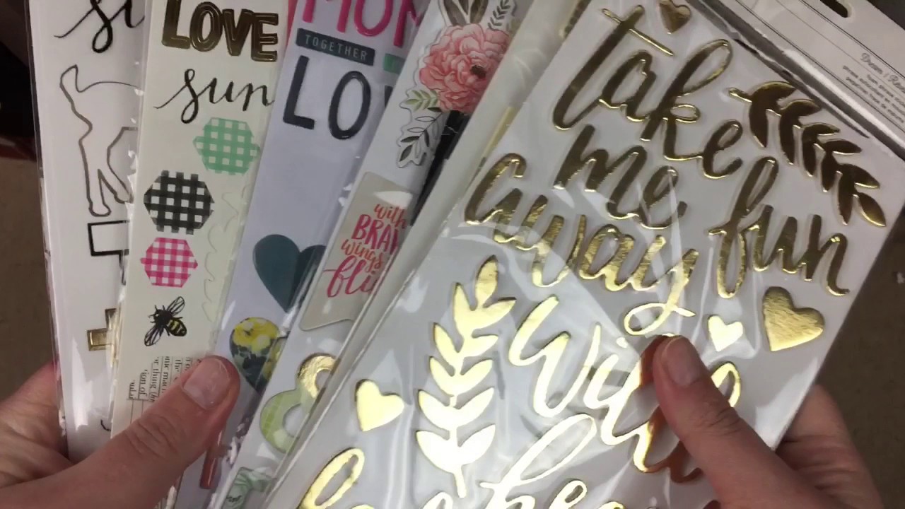 How to pack for a scrapbooking crop (without taking all of your stash)
