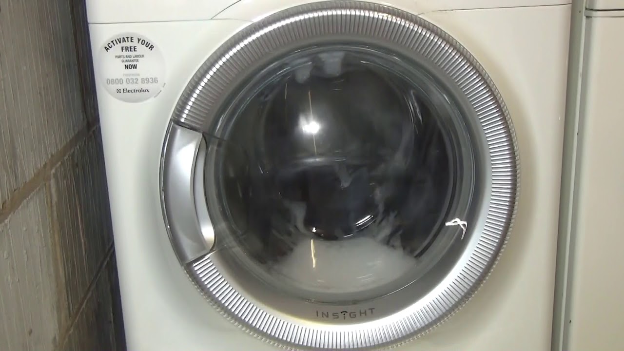 Single Item Test : Electrolux Time Manager EWN14991W Washing Machine.