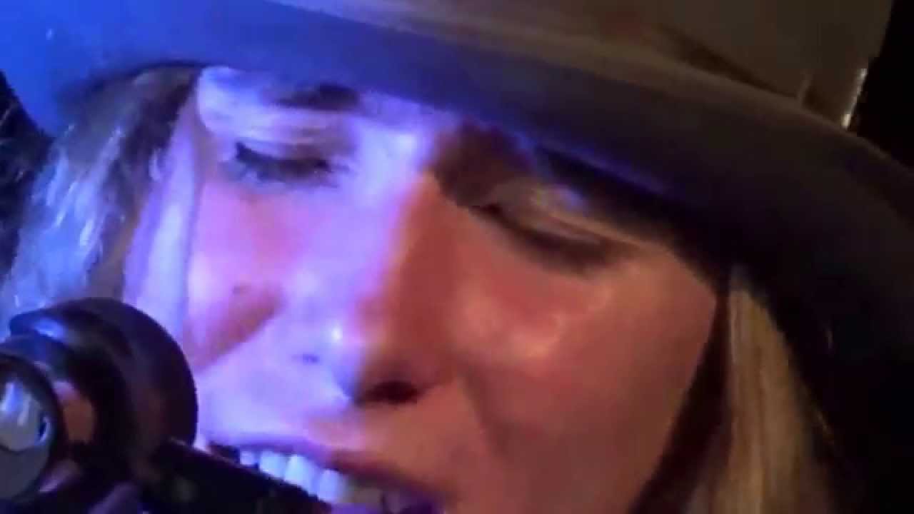 Sawyer Fredericks Live Orignal 