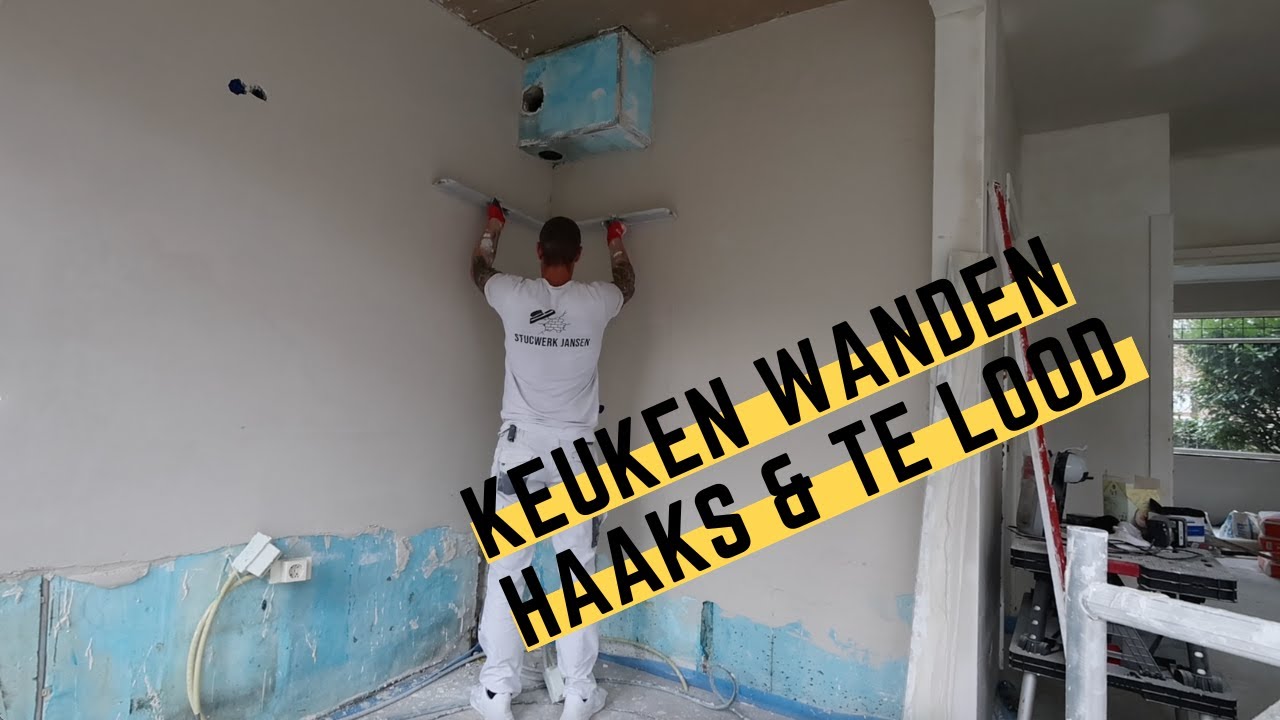 Twee wanden van een keuken haaks en te lood stucen  |  Stucvlog #53