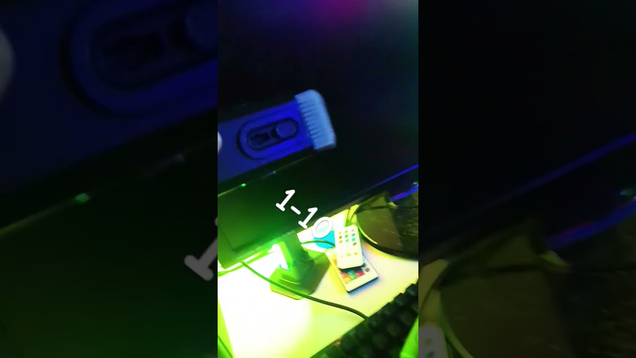 gamin lichter 1. Figuren 2. playstsion3. mit dem weißen Ding da4.lenckrad 5.