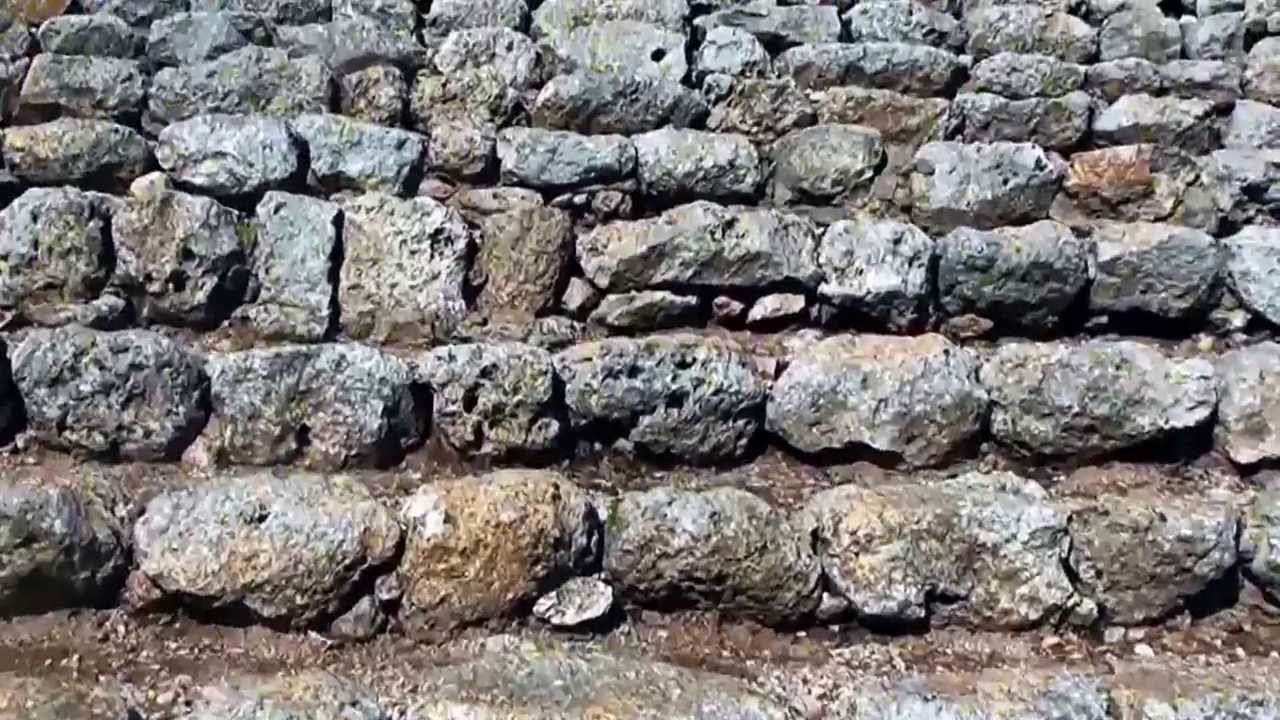 Monte d' Accoddi la Ziqqurat Sarda