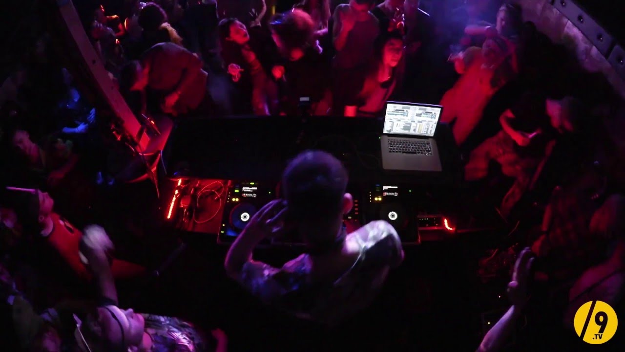 PETE HOWL ● DECADANCE resident - SLASH9 tv HD