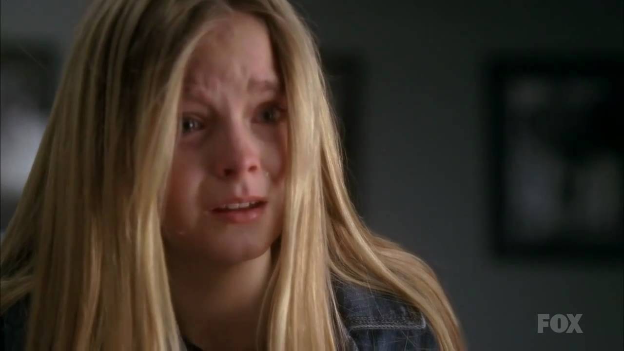 Fringe 3x15 Olive Crosses Again