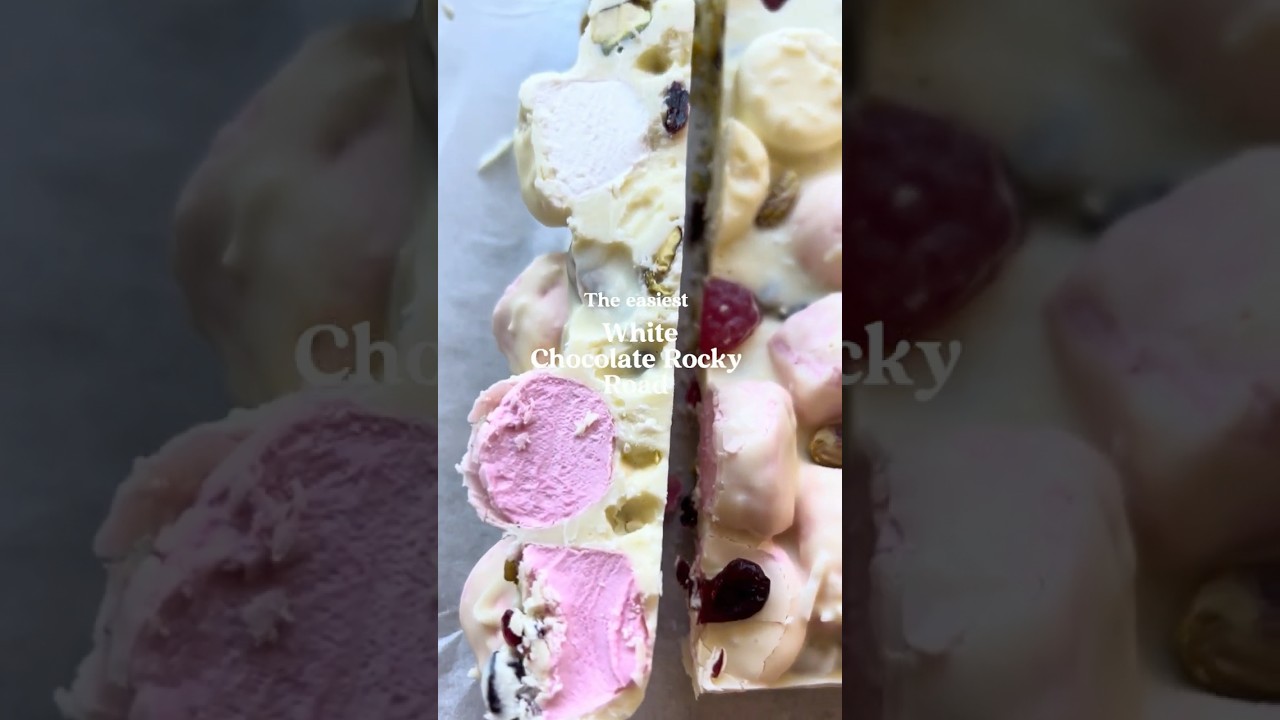 My favourite White Chocolate Rocky Road 🎄 #christmas #recipe #rockyroad