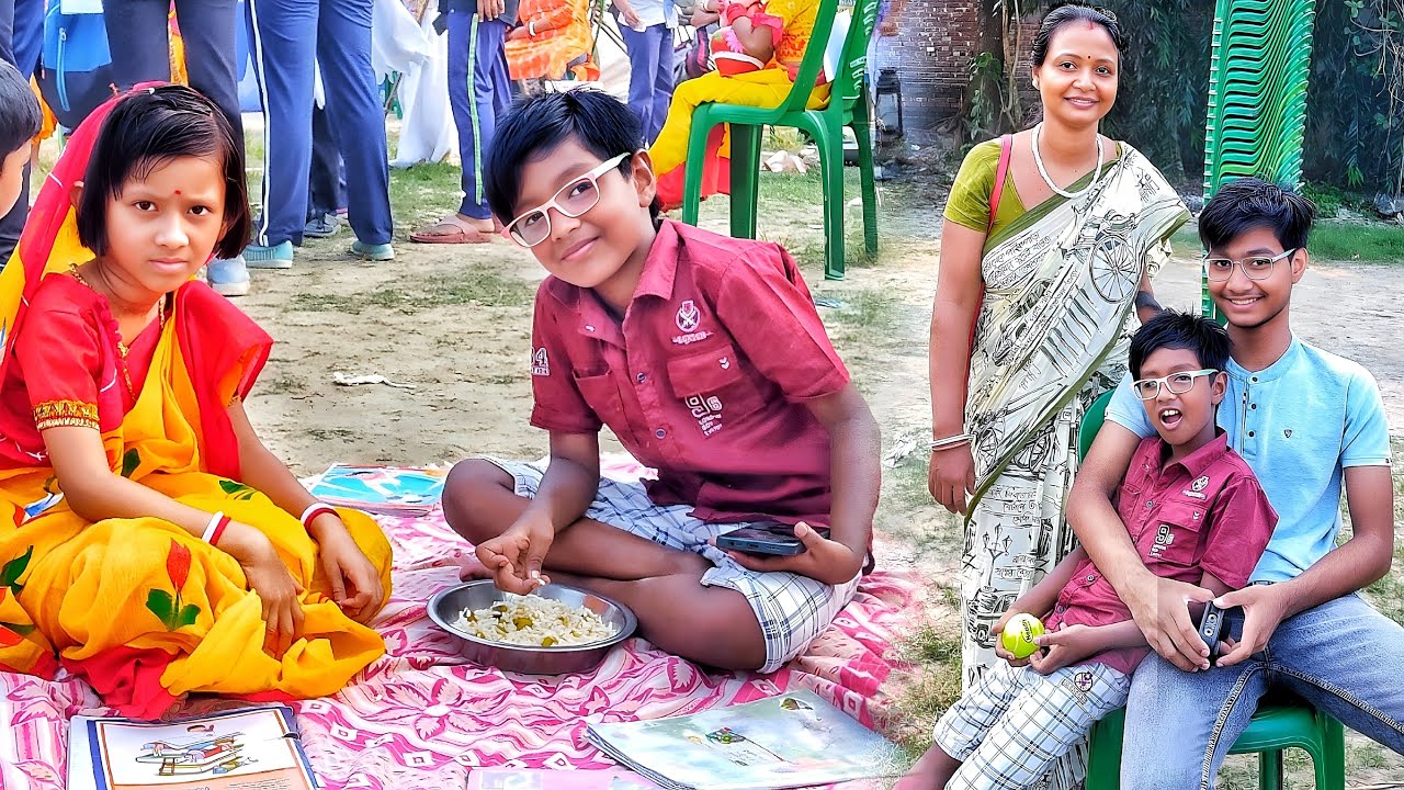 আজ ঋভুর গো অ্যাজ ইউ লাইক হতে অনেকটা দেরি হয়ে গেল ৷৷ তাই সবাই হোটেলেই খেলাম ৷৷