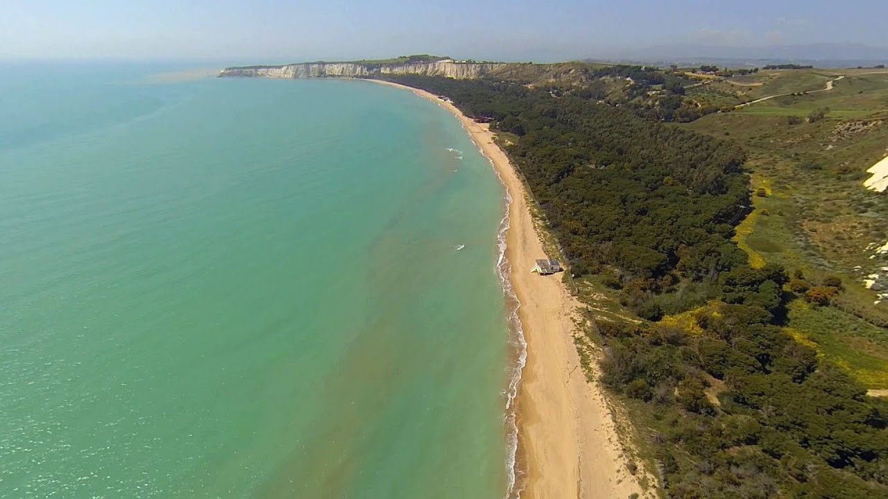 Tricopter over Heraclea Minoa beach, Sicily