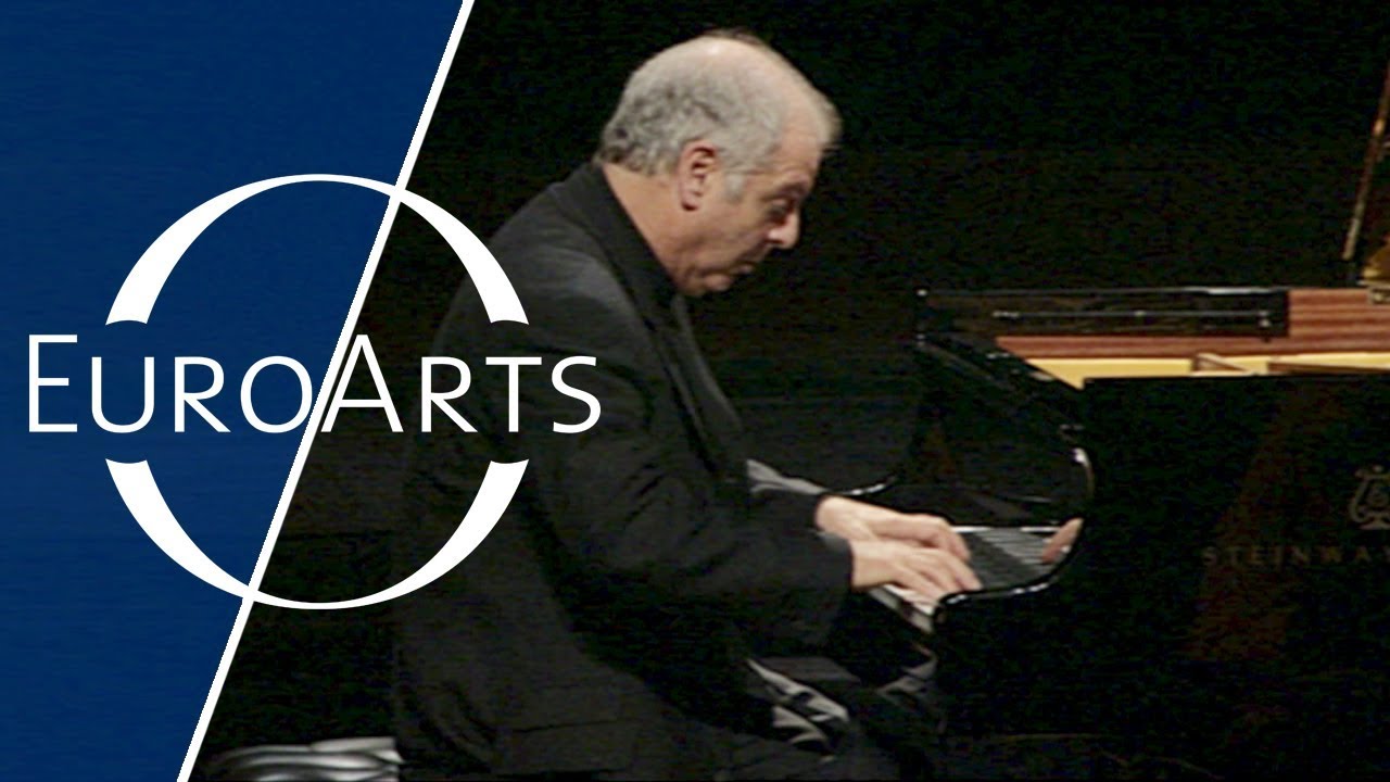 Barenboim: Frederic Chopin - Valse in E minor Op. Posth.