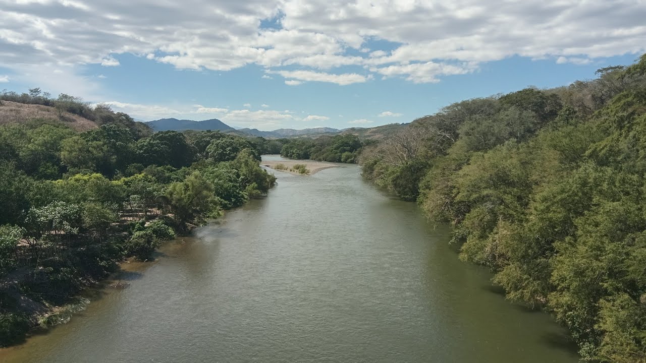 Un lugar que tienes que ver : puente del Río Lempa #aventura #elsalvador #viralvideo #viajes 