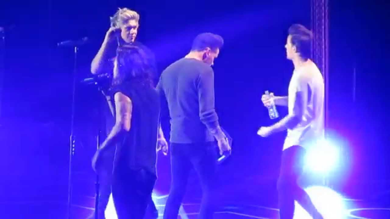 One Direction - 18 - 25/09/2015
