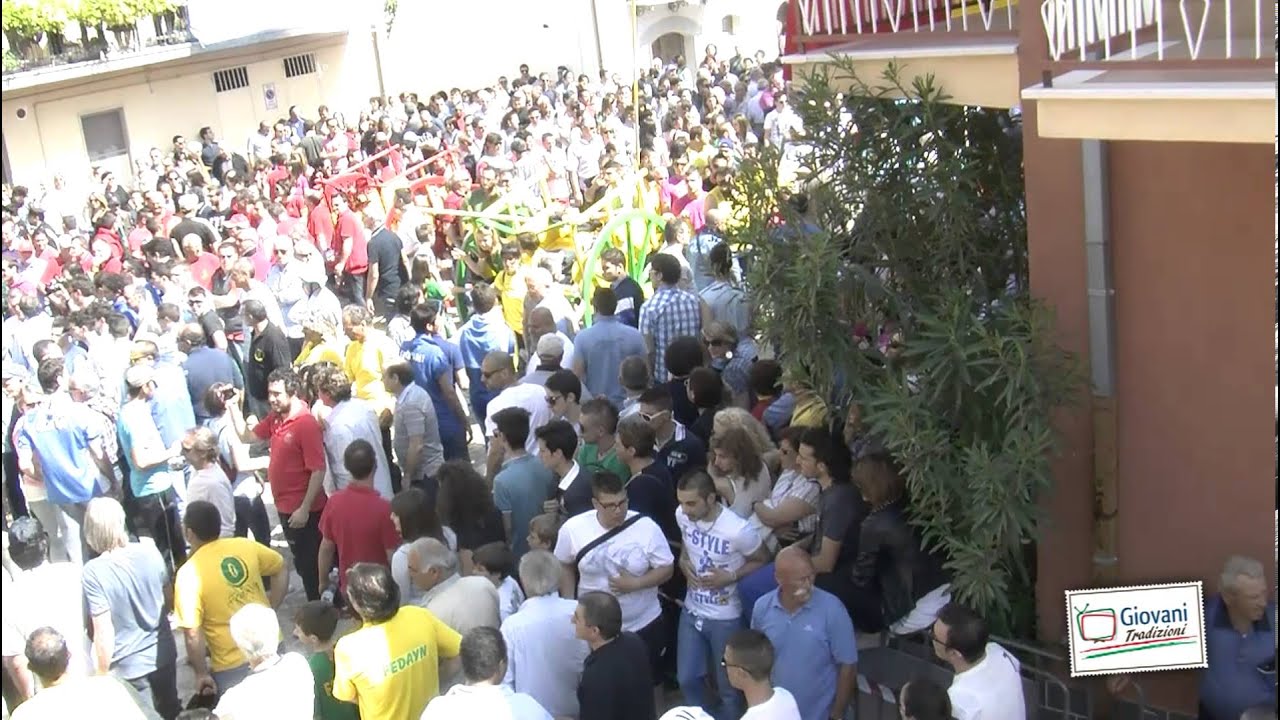 Giovani Tradizioni - La Carrese di Ururi 2013 - Ururi, Regione Molise