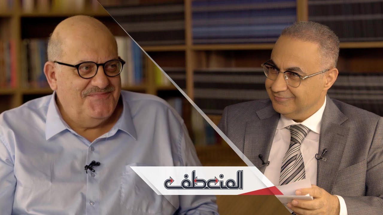 لا يعترف بقصيدة النثر ويضع قواعد صارمة لتجاوزات اللغة في الإعلام | المنعطف