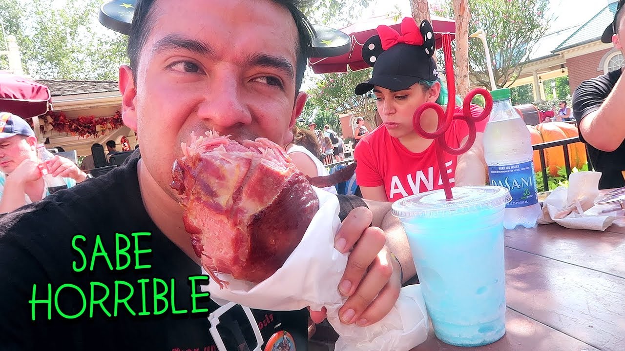 Probando Comida Asquerosa en Disneyworld, Lloré por Todo y un Hombre le Coquetea a Sofia - VLOG #76